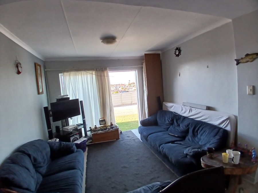 2 Bedroom Property for Sale in Hartenbos Central Western Cape